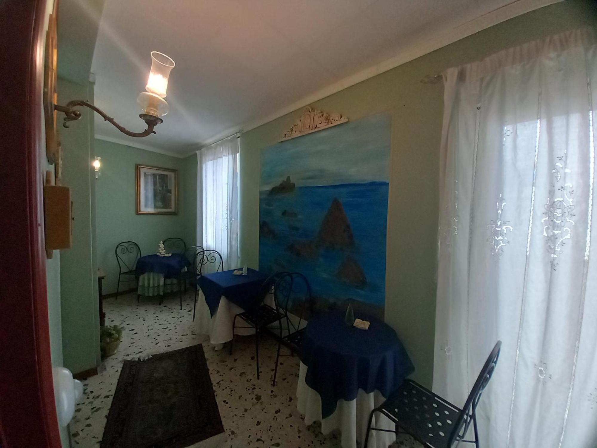 Sicilia In Miniatura "L'Atelier Dell'Etna" Bed and Breakfast Zafferana Etnea Eksteriør billede