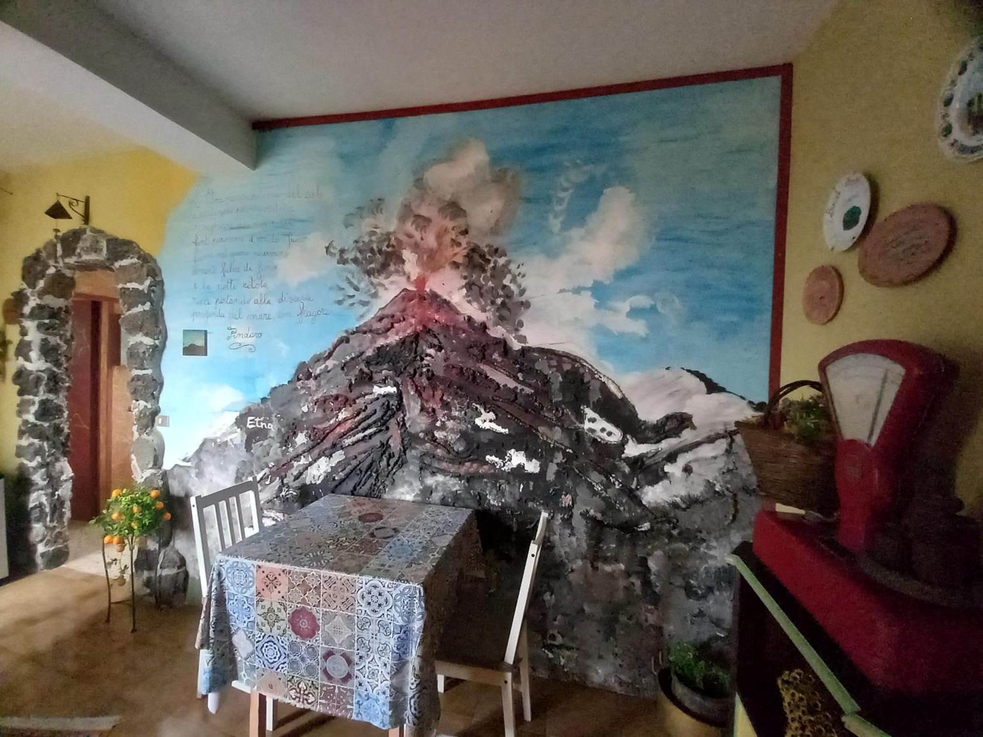 Sicilia In Miniatura "L'Atelier Dell'Etna" Bed and Breakfast Zafferana Etnea Værelse billede