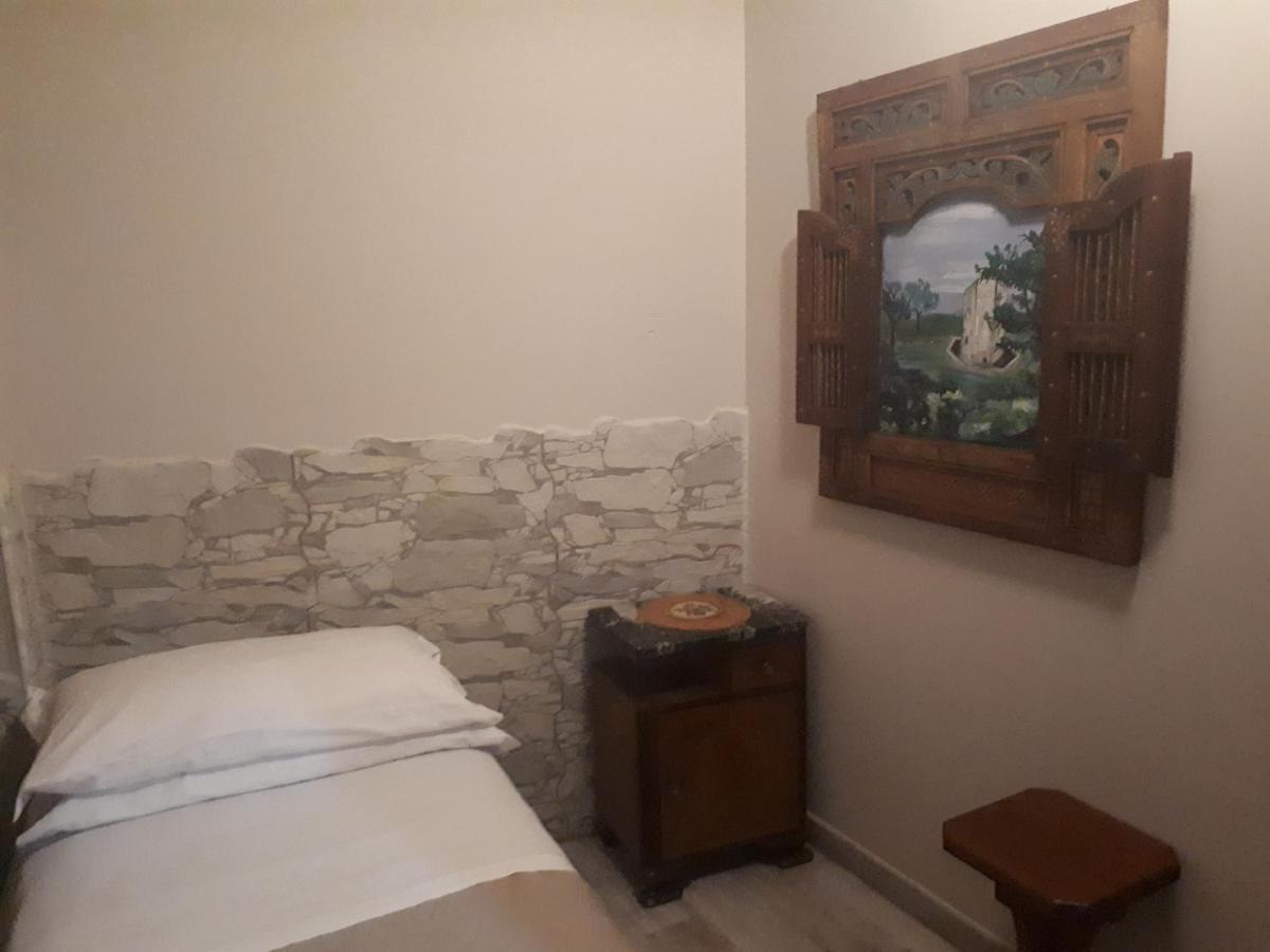 Sicilia In Miniatura "L'Atelier Dell'Etna" Bed and Breakfast Zafferana Etnea Eksteriør billede